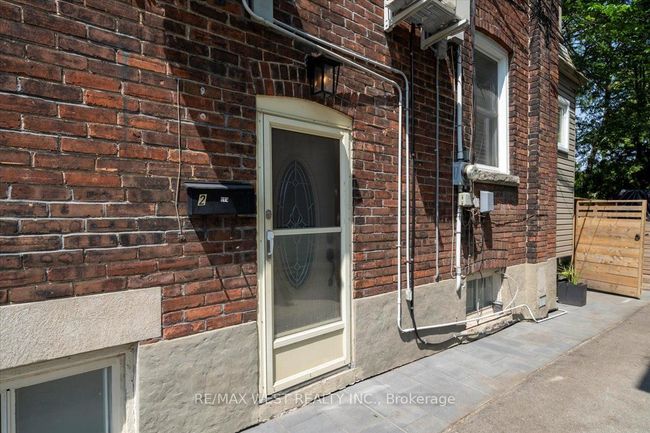 206 Howard Park Ave, House other with 5 bedrooms, 4 bathrooms and null parking in Toronto ON | Image 40