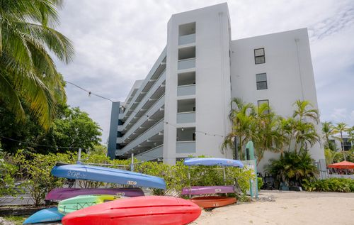 apt-b205-104350 Overseas Hwy, Key Largo, FL, 33037-2966 | Card Image
