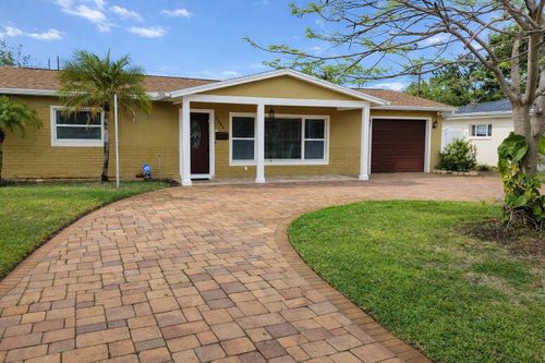 4581 21st Ave N, St Petersburg, FL, 33713-4642 | Card Image