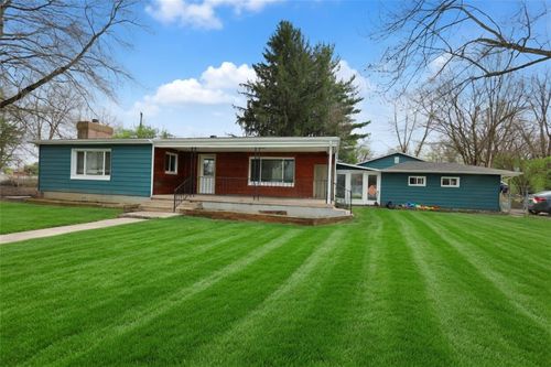 71 Quaker Trace Rd, West Alexandria, OH, 45381-9310 | Card Image