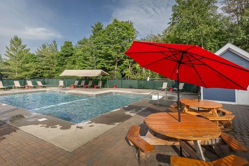 2c1-137 E Mountain Rd, Killington, VT, 05751-9615 | Card Image
