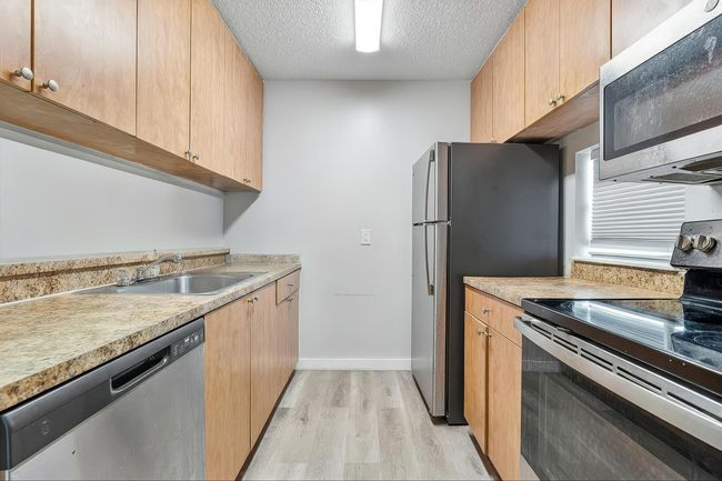 APT-103 - 8610 N Sherman Cir, Condo with 2 bedrooms, 1 bathrooms and null parking in Miramar FL | Image 6