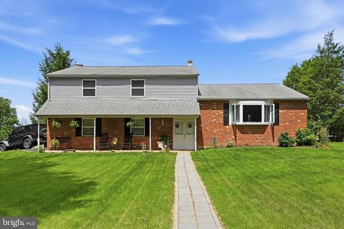 1520 Caroline Dr, ASTON, PA, 19014-1005 | Card Image