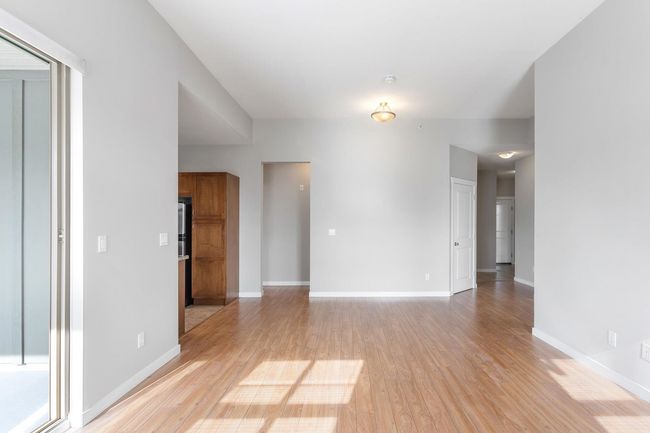 406 - 2336 Whyte Ave, Condo with 3 bedrooms, 2 bathrooms and 2 parking in Port Coquitlam BC | Image 17