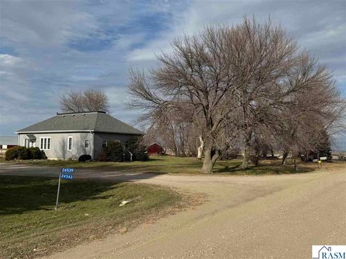 24543 630 Avenue, Alden, MN, 56009 | Card Image