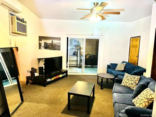 fl-1st-84 Lefferts Blvd, Kew Gardens, NY, 11415-3005 | Card Image