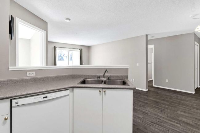 1113 - 604 8 Street Sw, Home with 2 bedrooms, 2 bathrooms and 2 parking in Airdrie AB | Image 12