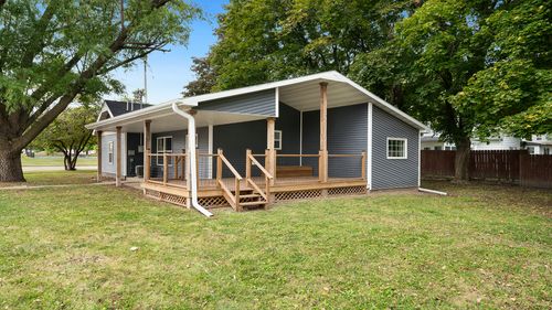 711 3rd St, Oregon, IL, 61061-2222 | Card Image