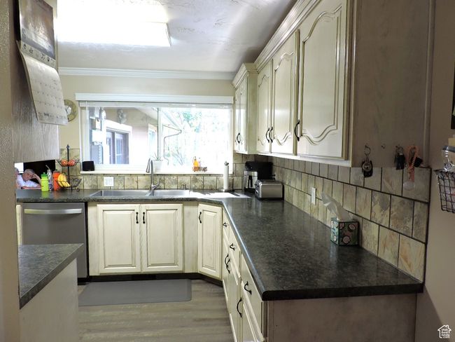Kitchen | Image 4
