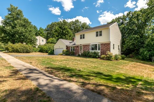 184 Cambridge Cir, Longmeadow, MA, 01106-2830 | Card Image