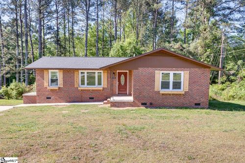 102 Wheat Dr, Greenwood, SC, 29649-8834 | Card Image