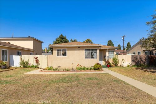 2725 Adriatic Avenue, Long Beach, CA, 90810 | Card Image