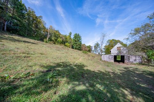 749 Knight Rd, Rural Retreat, VA, 24368-2946 | Card Image