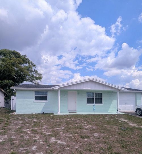 9136 Lunar Ln, PORT RICHEY, FL, 34668-5160 | Card Image