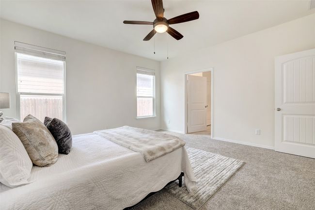 Plenty of room in this sanctuary | Image 25