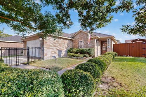 202 Athel Dr, Mesquite, TX, 75149-1785 | Card Image