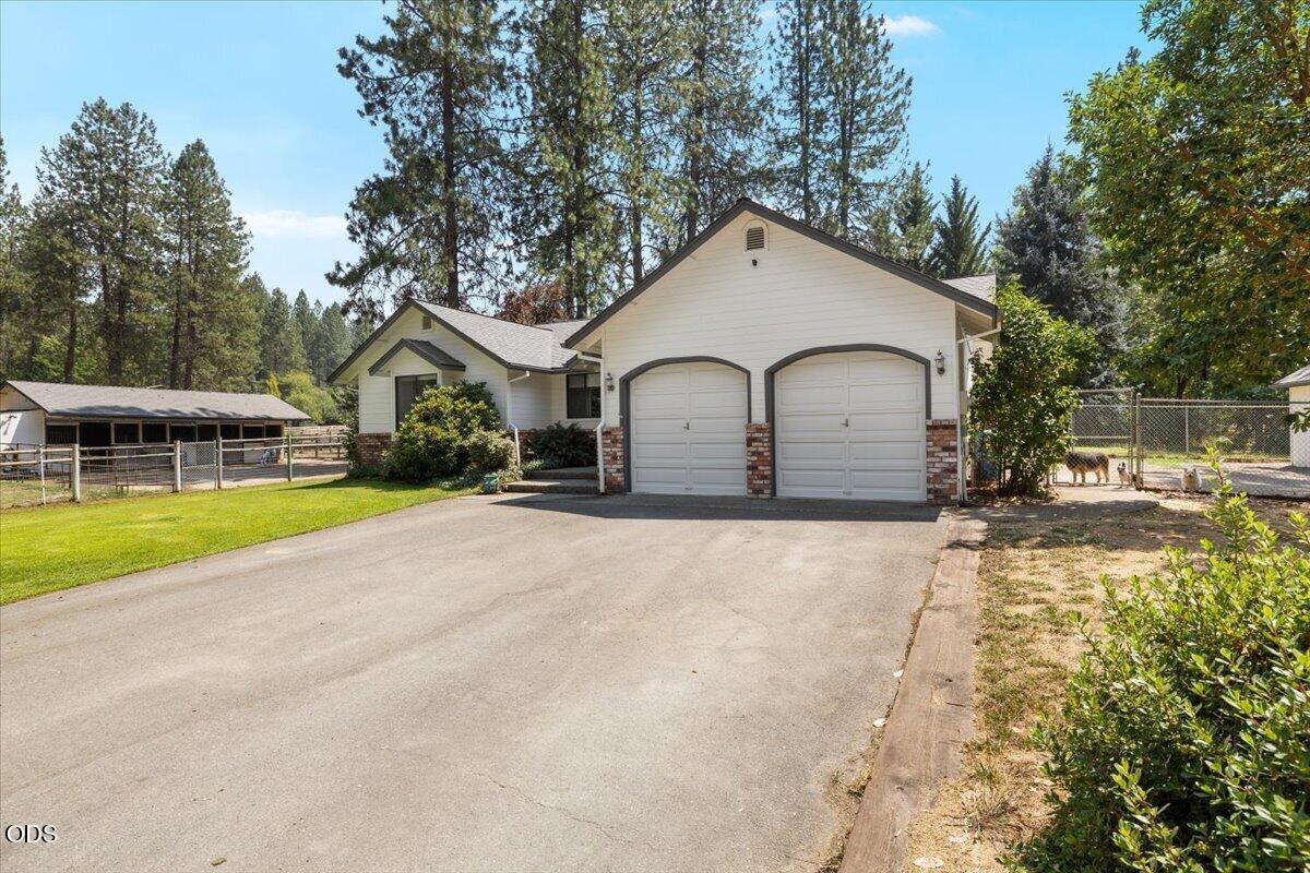 Residential in Rogue River 3