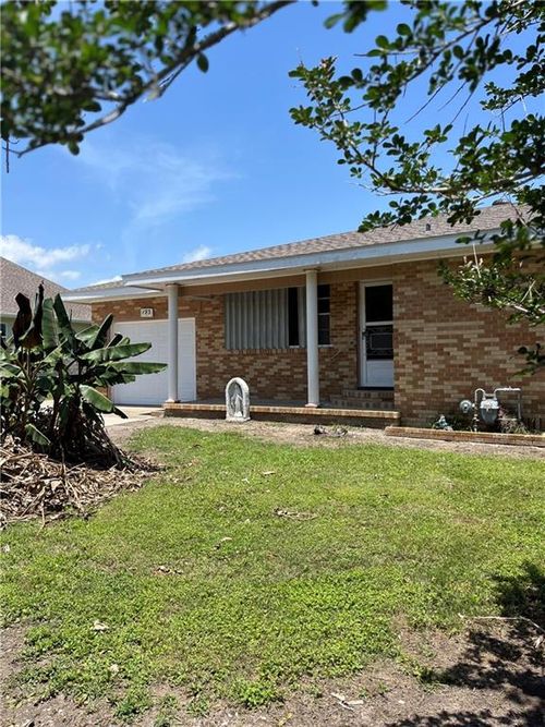 193 Mitchell Ln, Des Allemands, LA, 70030-4153 | Card Image