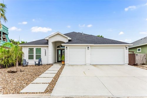15982 Punta Espada Loop, Corpus Christi, TX, 78418-6625 | Card Image