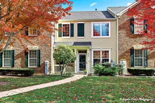 327-327 S Litchfield Dr, Round Lake, IL, 60073-8103 | Card Image