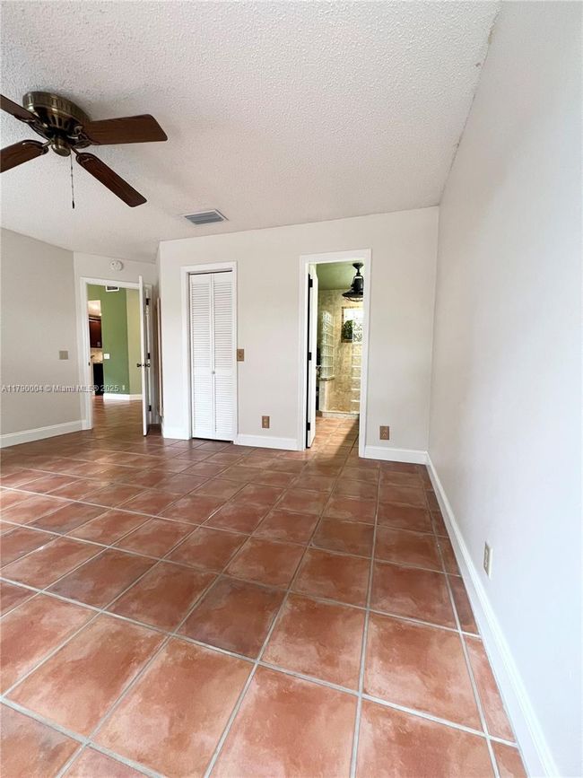 9271 Arborwood Cir, House other with 2 bedrooms, 2 bathrooms and null parking in Davie FL | Image 24