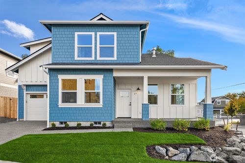 17 Beargrass Ln Ne, Poulsbo, WA, 98370-9643 | Card Image