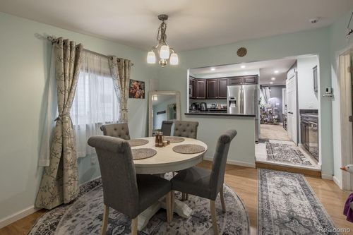 2515 James Rd, Auburn Hills, MI, 48326-1916 | Card Image