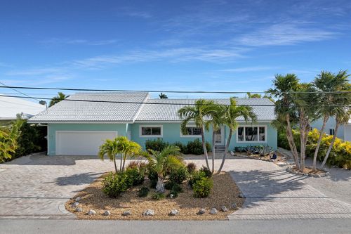 160 13th St, Key Colony Beach, FL, 33051 | Card Image