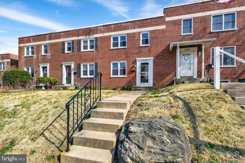 1218 Fremont St, LANCASTER, PA, 17603-6812 | Card Image