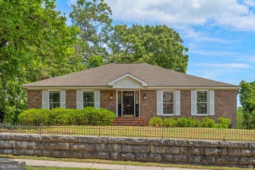 300 Forest Ave, Chattanooga, TN, 37405-3985 | Card Image