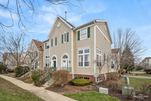 unit-1-2436 Courtyard Cir, Aurora, IL, 60506-6613 | Card Image