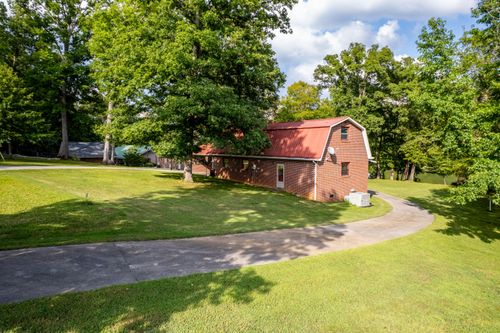 222 Cedar Pointe Ln, Maryville, TN, 37801-3696 | Card Image