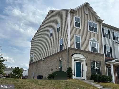 9010 Belo Gate Dr, MANASSAS PARK, VA, 20111-7058 | Card Image