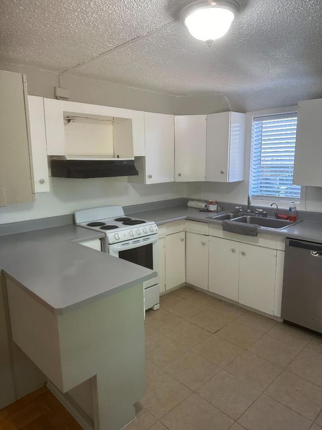 APT-3 - 824 El Camino Real, Condo with 2 bedrooms, 1 bathrooms and 1 parking in Burlingame CA | Image 5