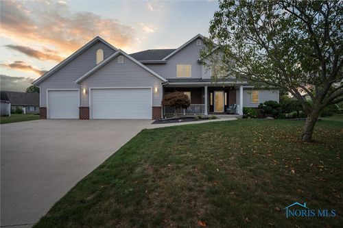 1402 Whetstone Dr, Bryan, OH, 43506-9090 | Card Image