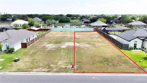922 Sycamore Ave, Alton, TX, 78573-3754 | Card Image