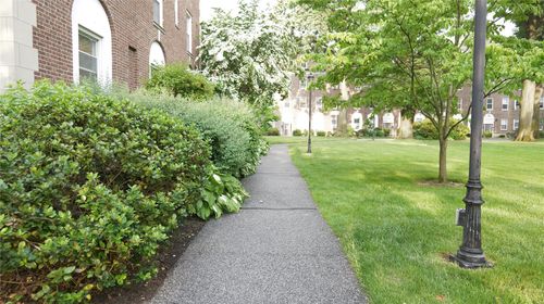 apt-hc2-445 Gramatan Ave, Mount Vernon, NY, 10552-4002 | Card Image