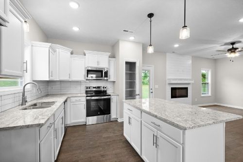 293 Wesson Dr, Clarksville, TN, 37043-2235 | Card Image