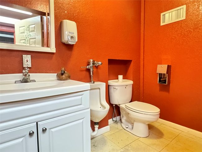 321 N West St, Home with 0 bedrooms, 0 bathrooms and null parking in Buffalo Gap TX | Image 10