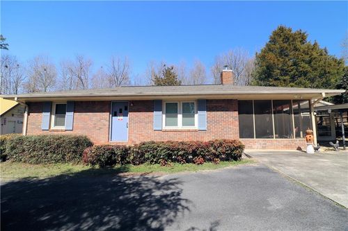 70 N Bellview Rd, Aragon, GA, 30104-2300 | Card Image