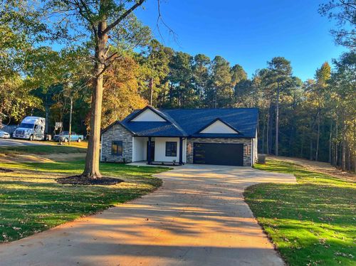 137 Mcbeth Rd, cowpens, SC, 29330-9775 | Card Image