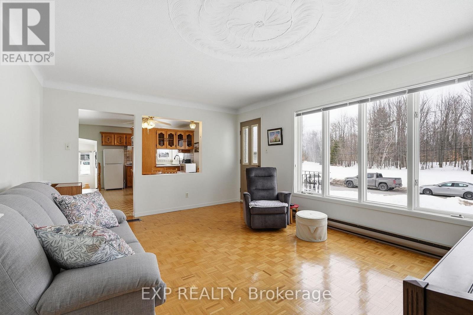 Residential in Clarence-Rockland 4