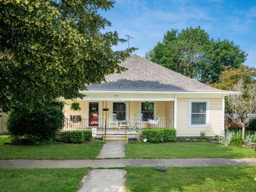 207 N Oak St, London, OH, 43140-1021 | Card Image