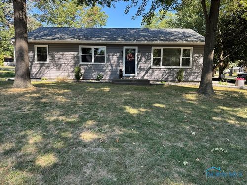 1202 Oakwood Ave, Bryan, OH, 43506-1568 | Card Image