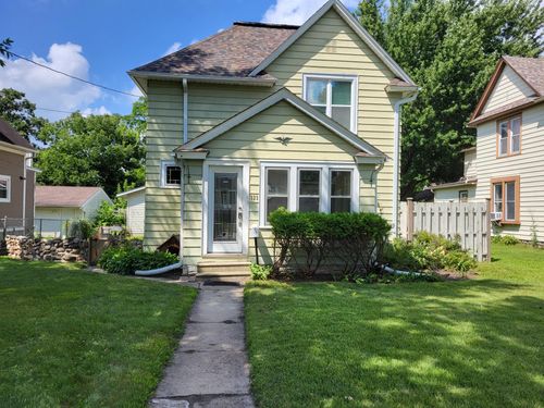 523 Green Ave, Albert Lea, MN, 56007-2472 | Card Image