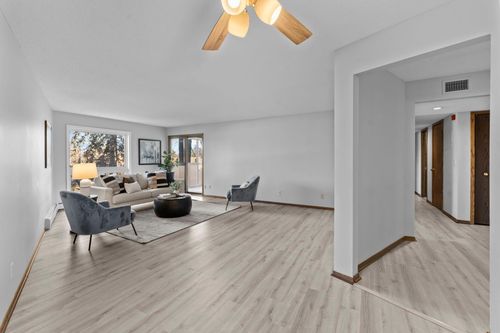 apt-212-2485 Canabury Dr, Little Canada, MN, 55117-1573 | Card Image