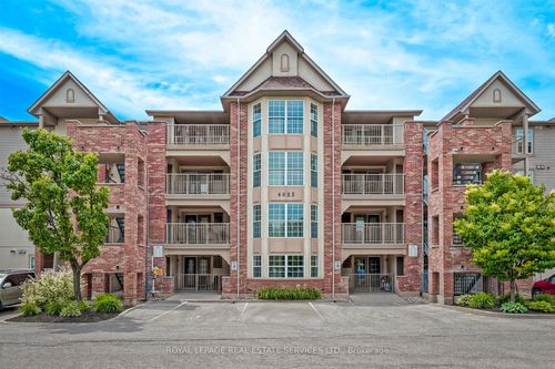 407-4025 Kilmer Dr, Burlington, ON, L7M4M5 | Card Image