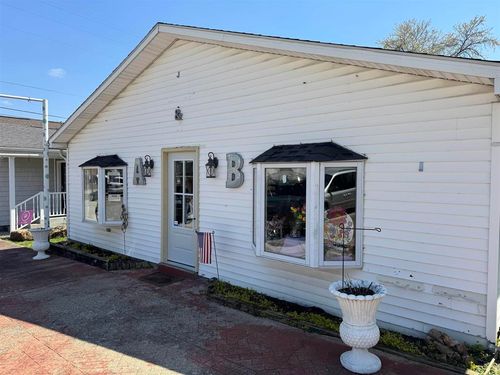 160 Main Cross St, Hawesville, KY, 42348 | Card Image