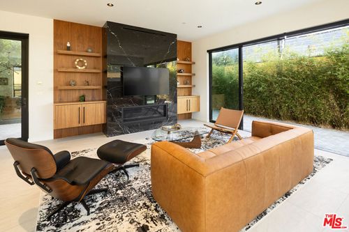 103-212 Bay St, Santa Monica, CA, 90405-1004 | Card Image