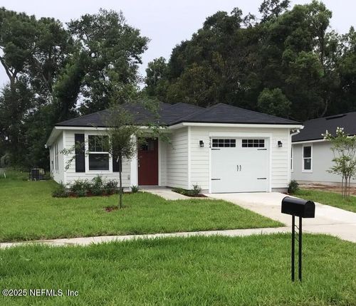 9136 Monroe Ave, JACKSONVILLE, FL, 32208-2344 | Card Image